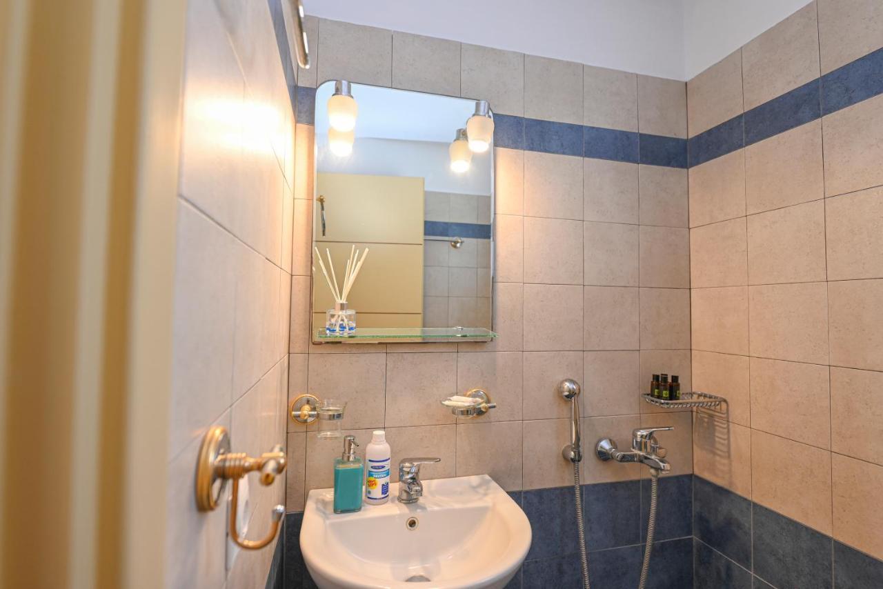 Aesthetic View Apartments Arnados Extérieur photo